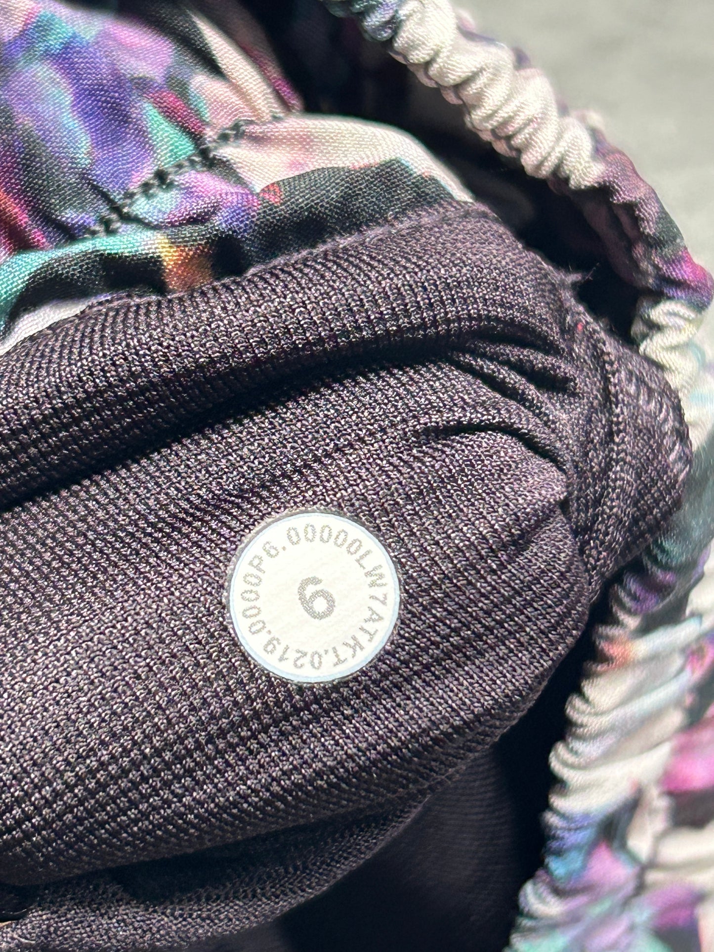 Lululemon Hotty Hot Short II 2.5" Size 6 Utopia Multi | Deep Phantom