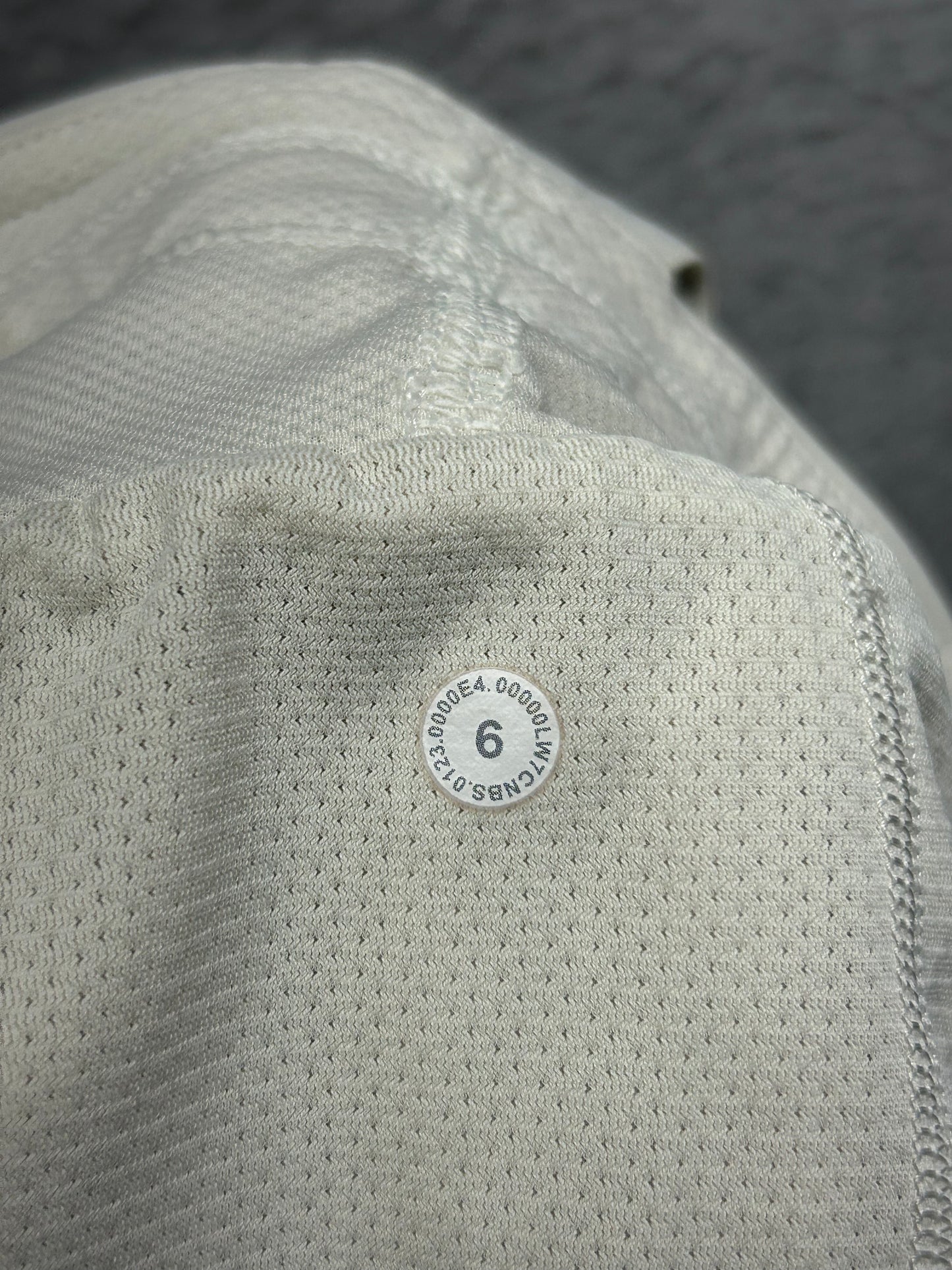 Lululemon Fast and Free High-Rise Short 2" Size 6 In-Sense Emboss Mini Bone