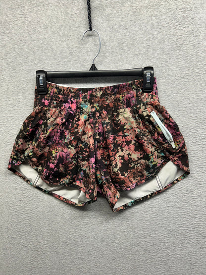 Lululemon Tracker Low-Rise Lined Short 4" Size 6 Stencil Blossom Red Multi