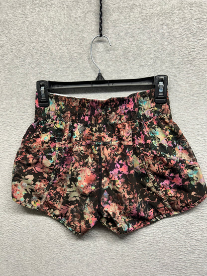Lululemon Tracker Low-Rise Lined Short 4" Size 6 Stencil Blossom Red Multi