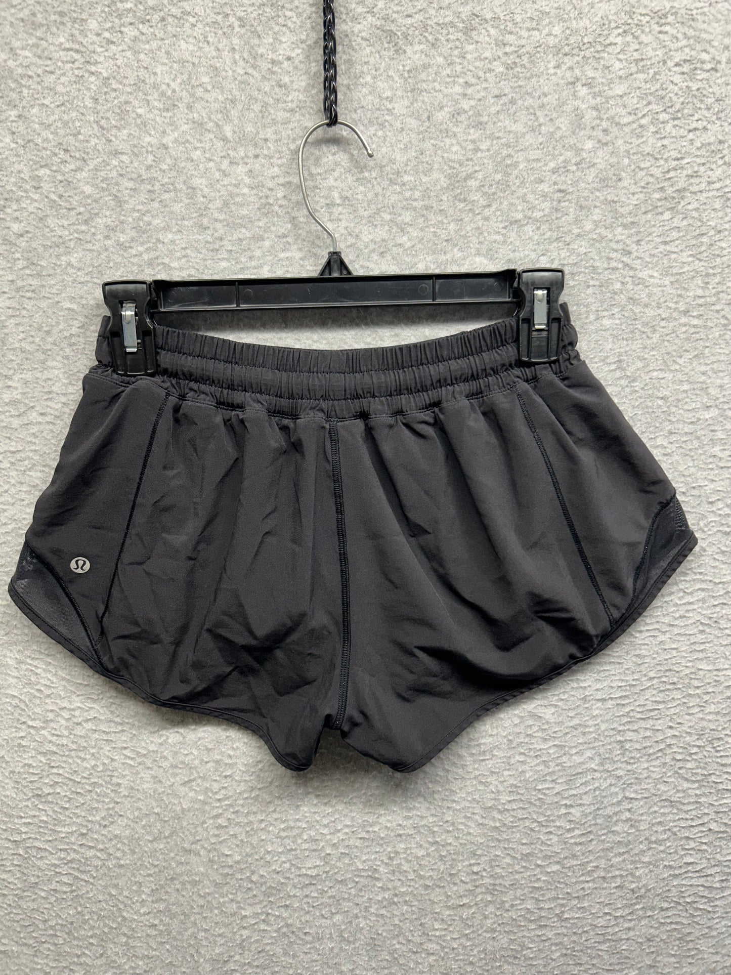 Lululemon Hotty Hot Short II 2.5" Size 6 Black