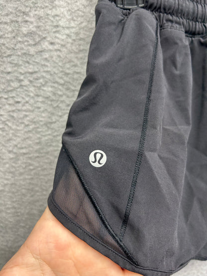 Lululemon Hotty Hot Short II 2.5" Size 6 Black