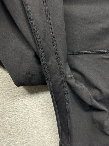 Lululemon Align Short 8" Size 6 Black