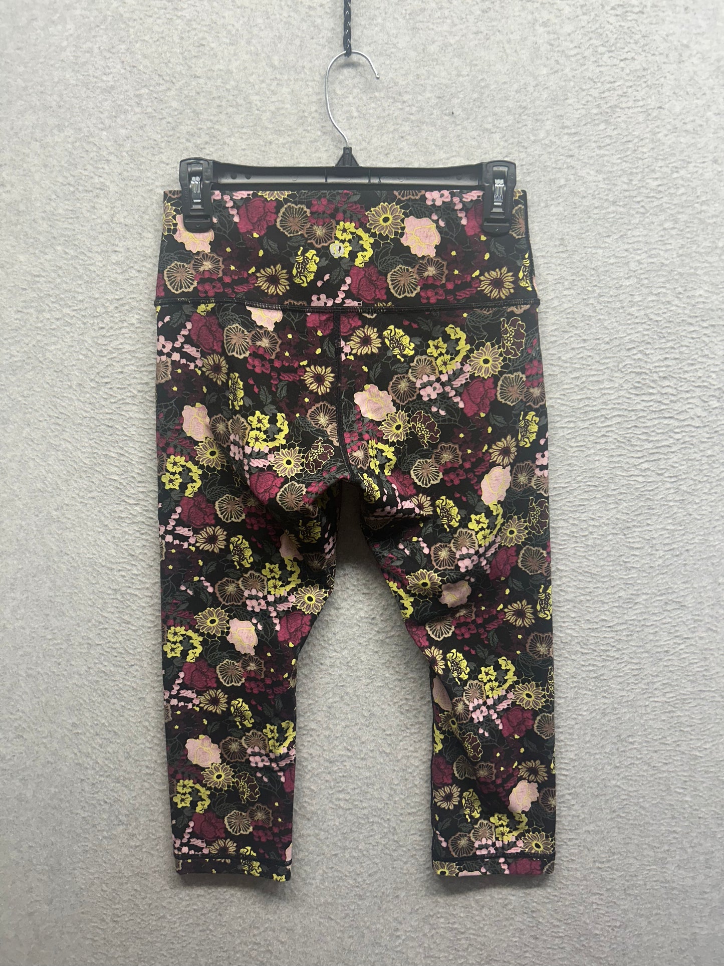 Lululemon Wunder Under Crop Hi-Rise 21" Size 8 Fluorolace Multi