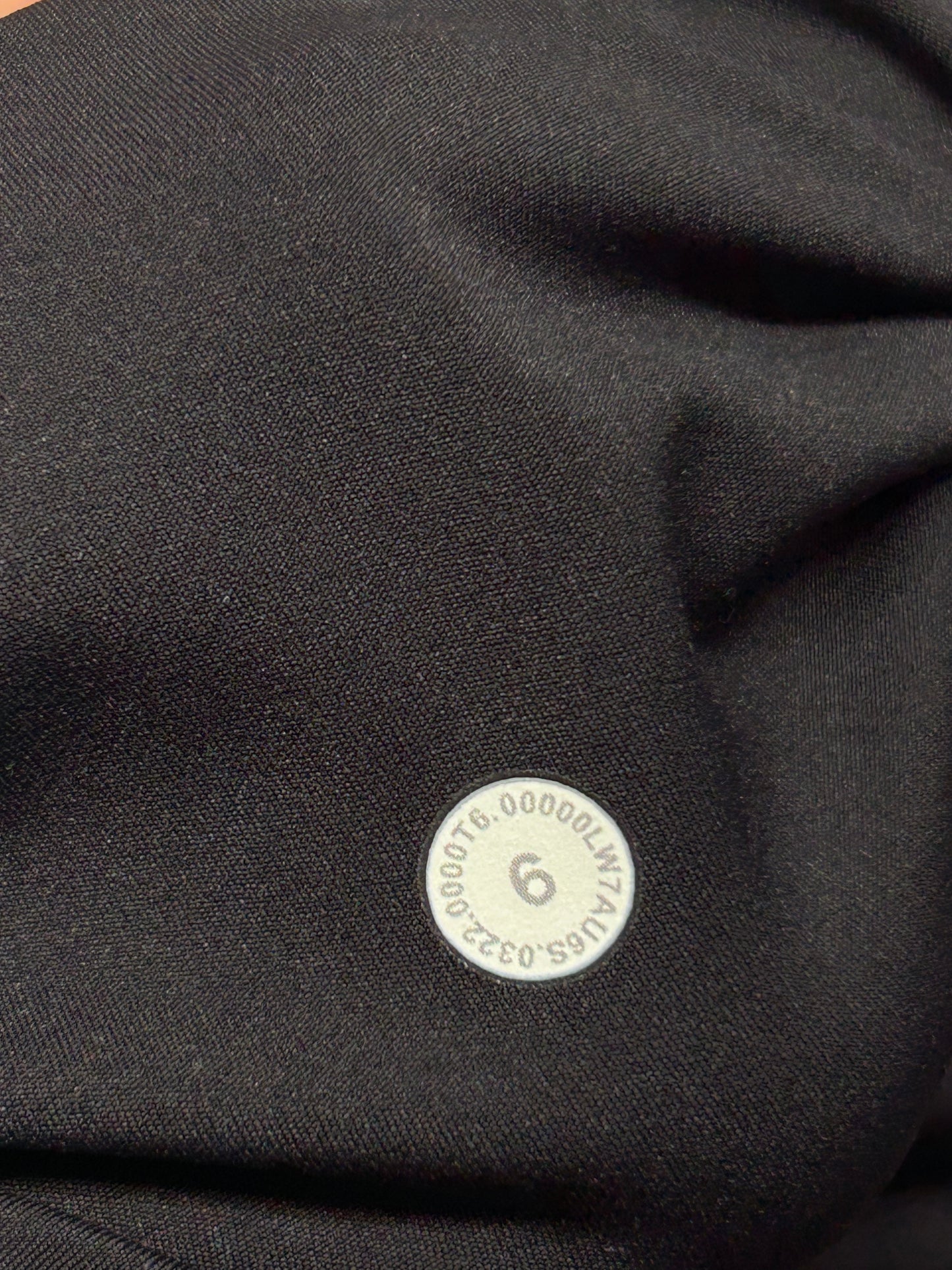 Lululemon Fast And Free Short 6" Size 6 Black