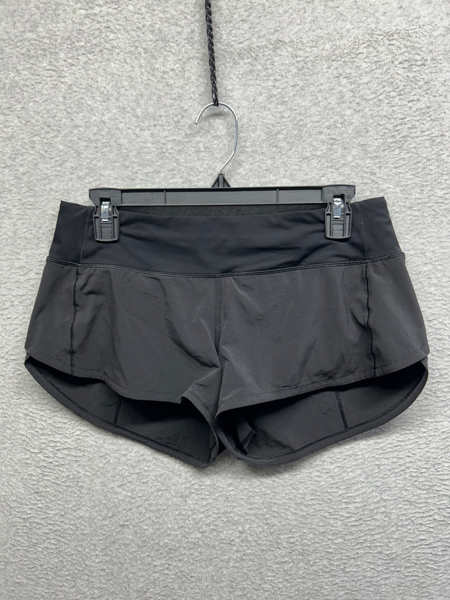 Lululemon Speed Up Short 2.5" Size 6 Black