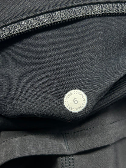 Lululemon Speed Up Short 2.5" Size 6 Black