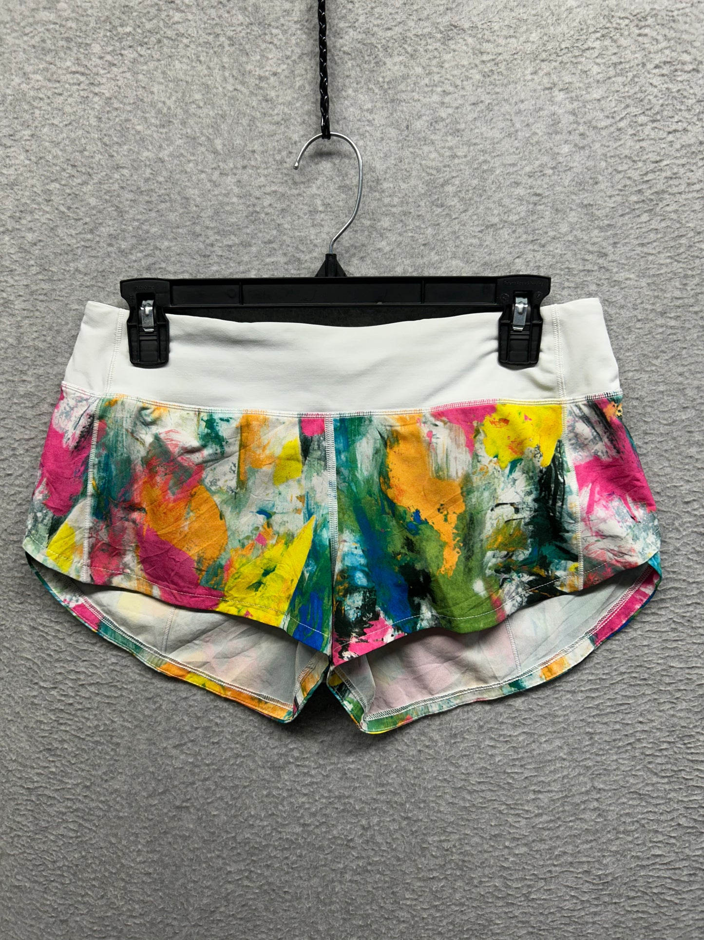 Lululemon Speed Up Low-Rise Lined Short 2.5" Size 6 No Limits White Multi
