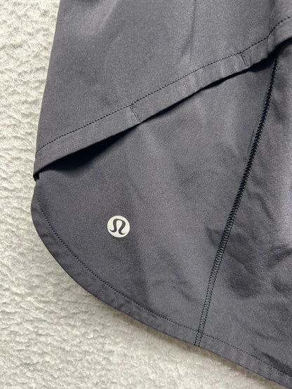 Lululemon Speed Up Mid-Rise Short 4" Size 6 Black
