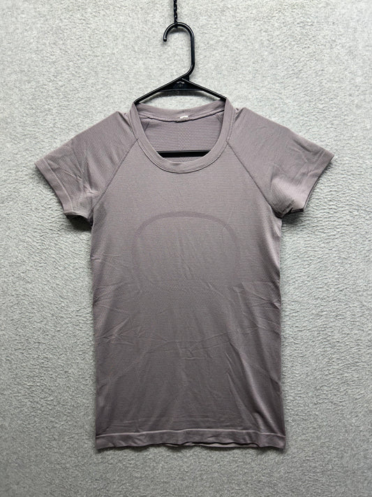 Lululemon Swiftly Tech Short Sleeve Size 6 Purple Plum Gray