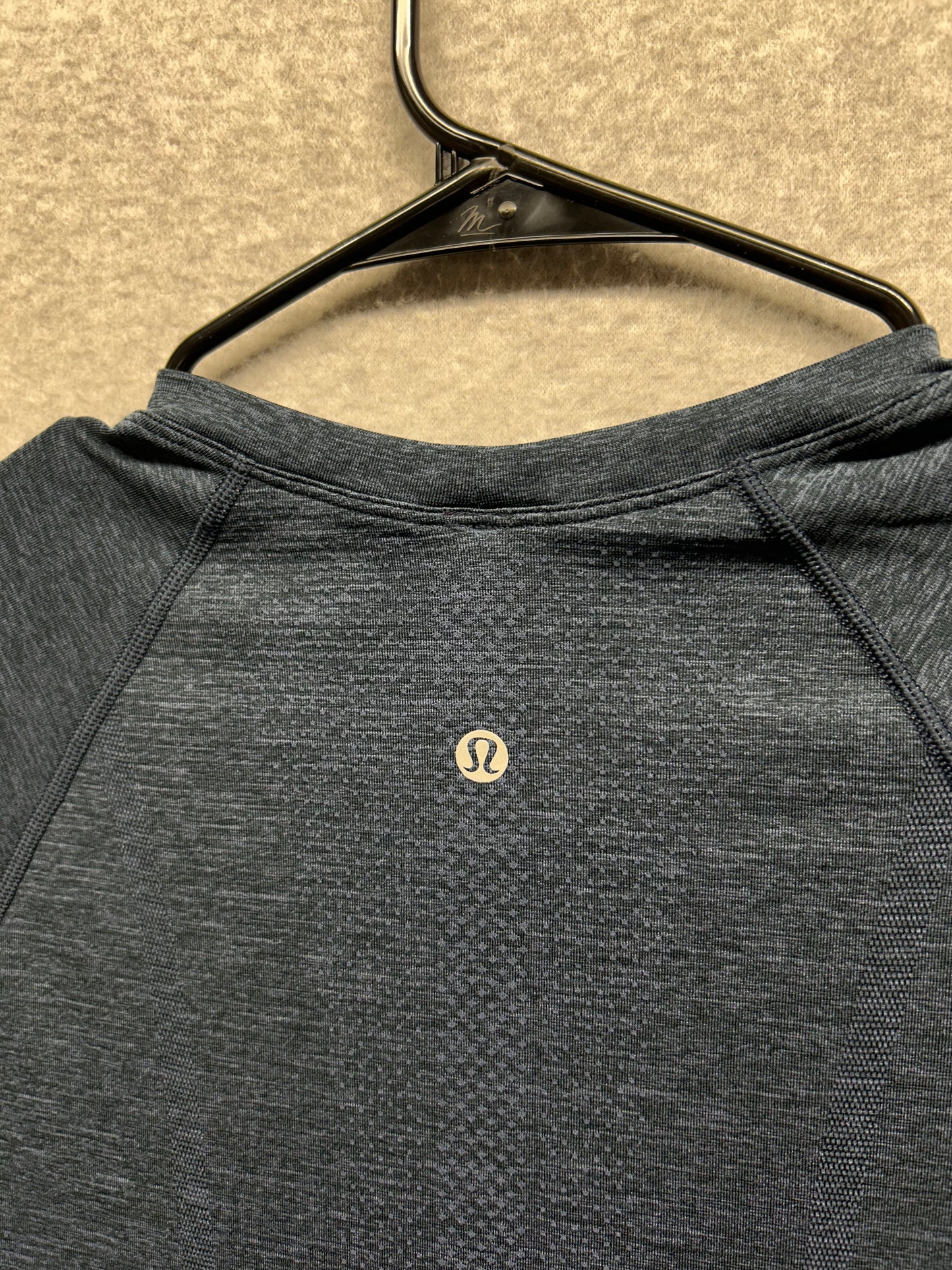 Lululemon Swiftly Tech Short Sleeve Crew Size 6 Heathered Capri Blue