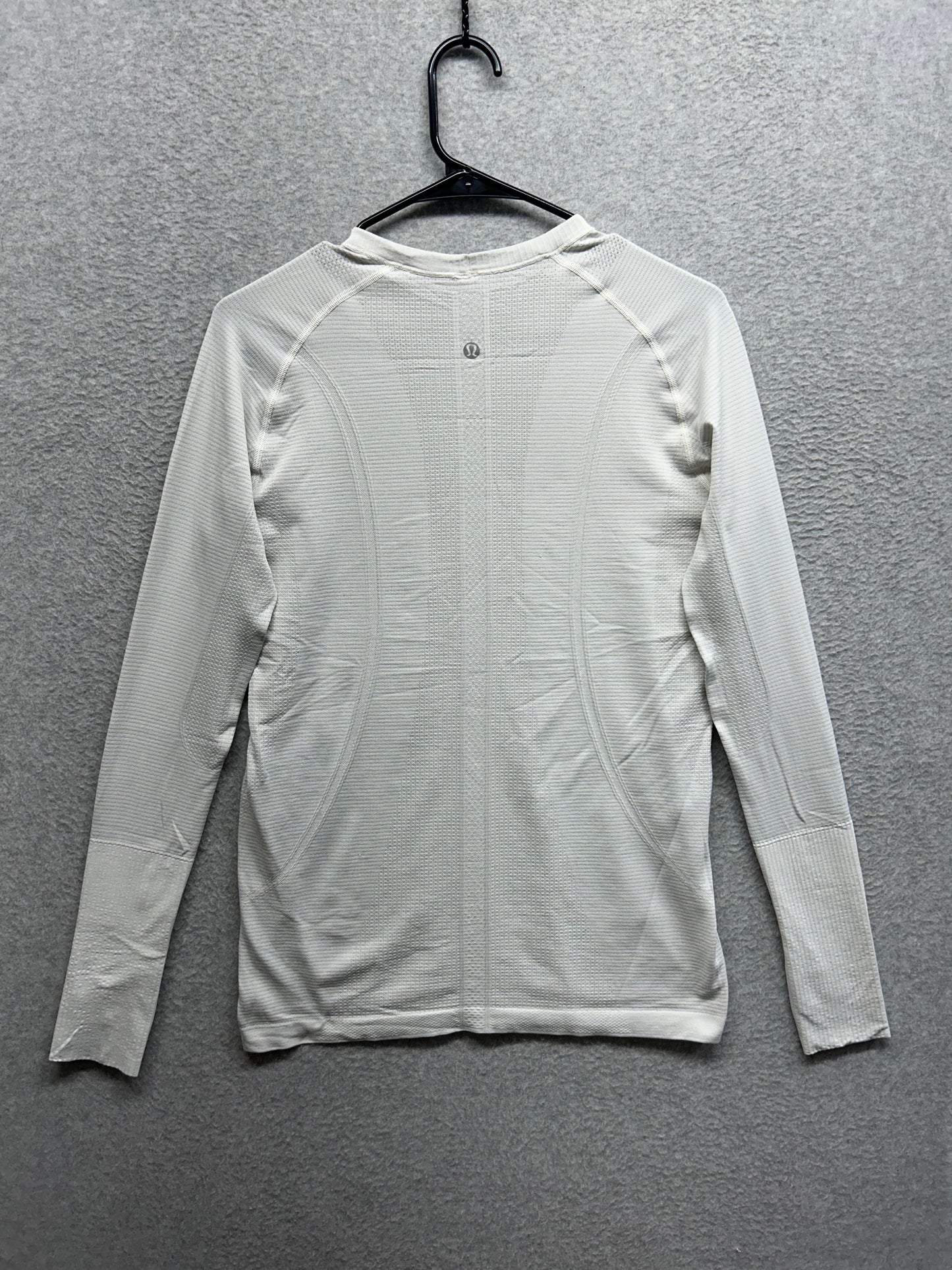 Lululemon Swiftly Tech Long Sleeve Crew Size 10 Heathered White
