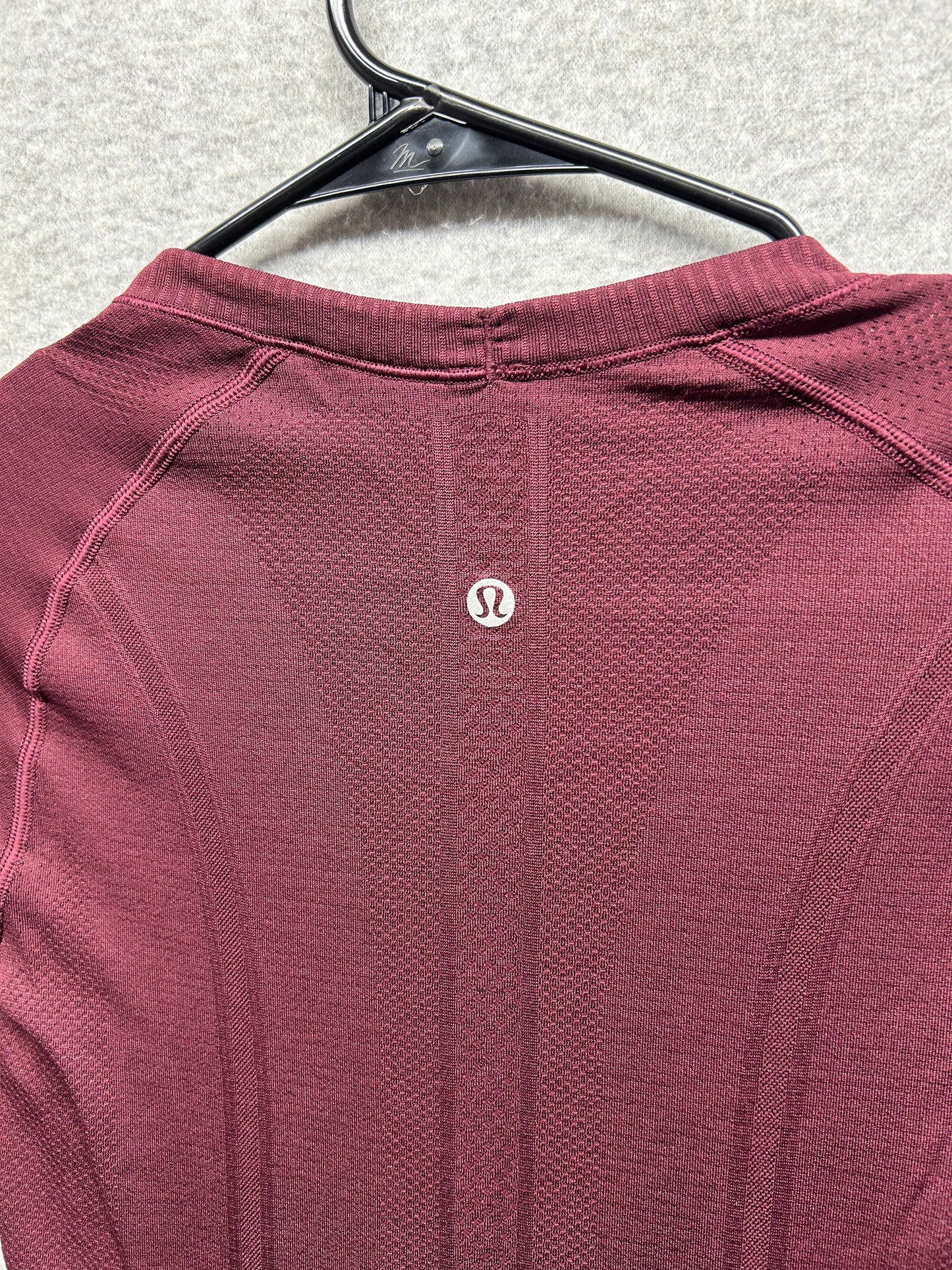 Lululemon Swiftly Tech Long Sleeve Crew Size 4 Garent