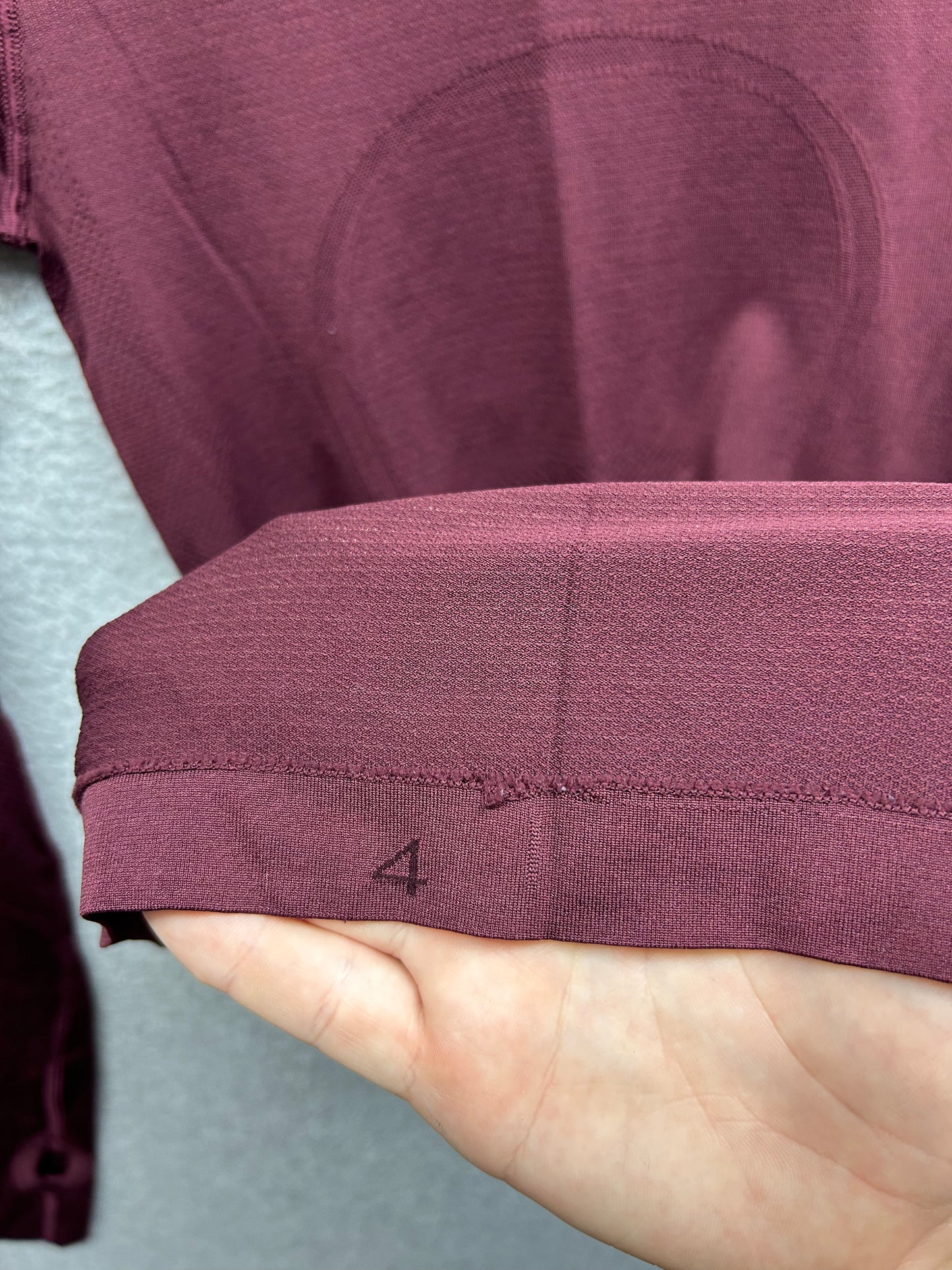 Lululemon Swiftly Tech Long Sleeve Crew Size 4 Garent