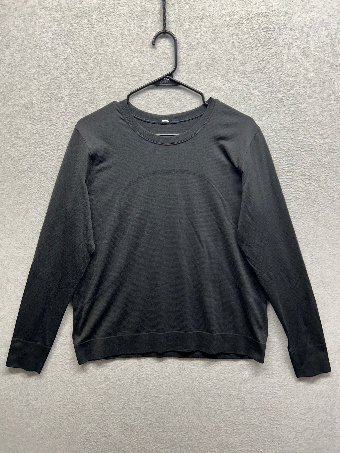 Lululemon Swiftly Tech Relaxed Long Sleeve Crew Size 10 Black
