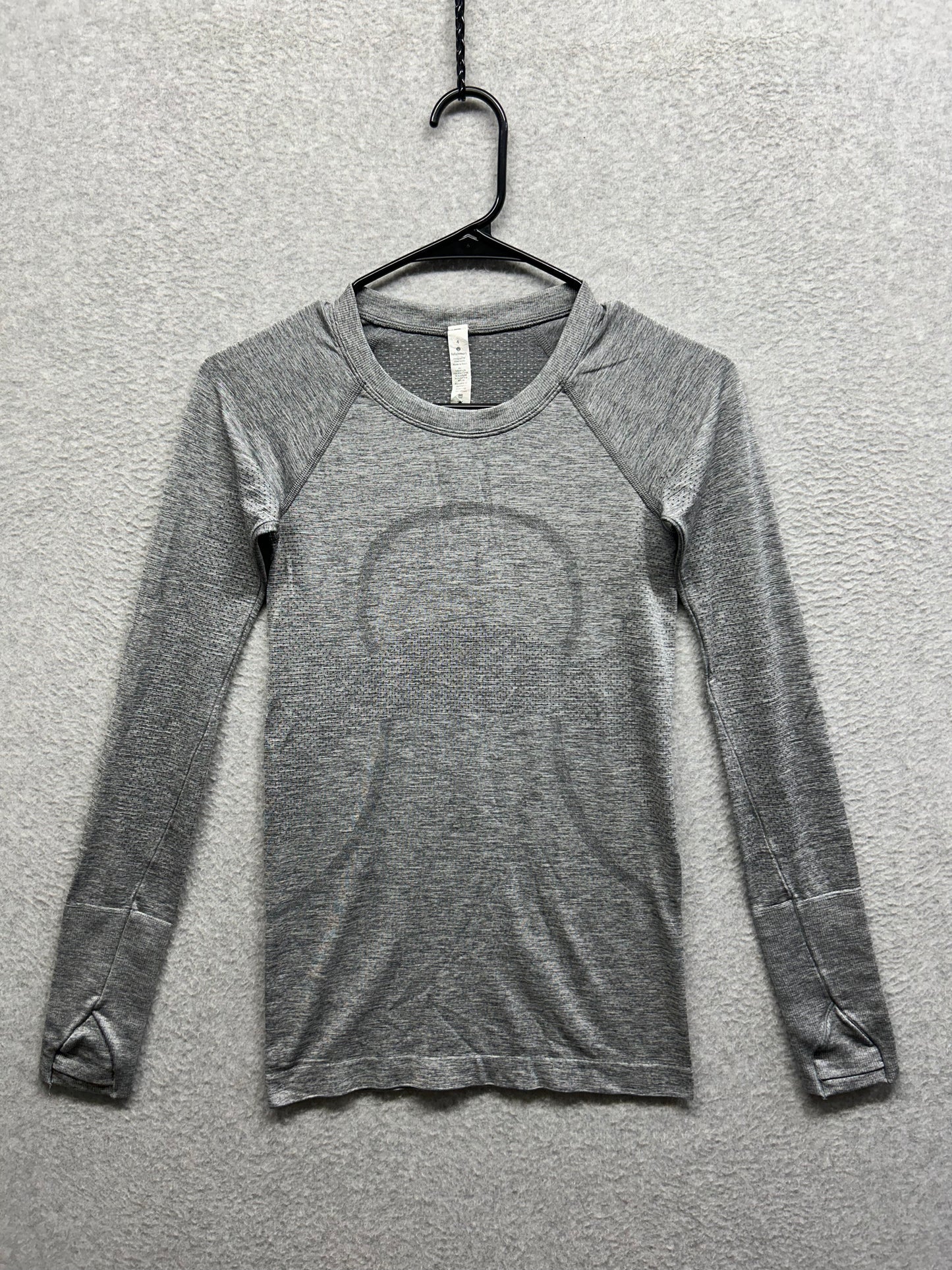 Lululemon Swiftly Tech Long Sleeve Crew Size 4 Heathered Slate