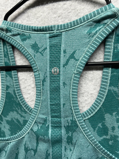 Lululemon Swiftly Racerback Size 6 Teal Green Camo