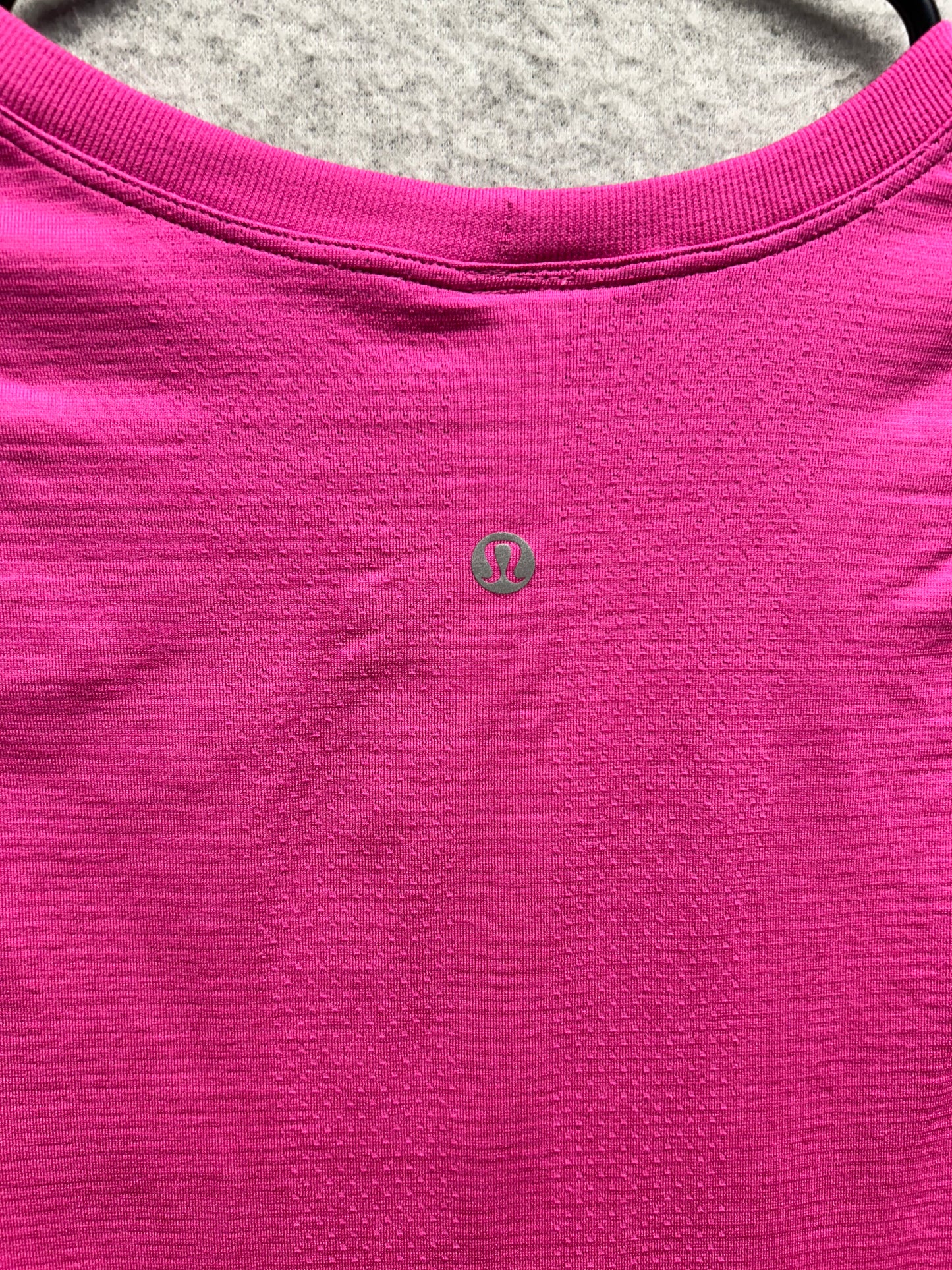Lululemon Swiftly Breathe Muscle Tank Top Size 6 Pink Lychee
