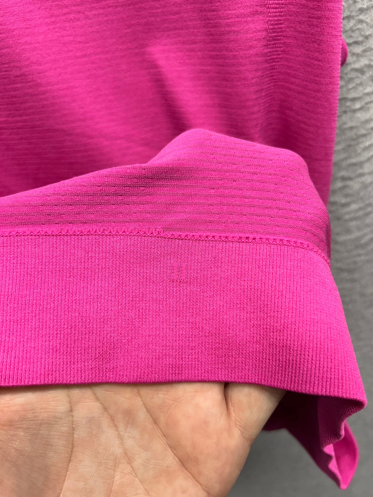 Lululemon Swiftly Breathe Muscle Tank Top Size 6 Pink Lychee