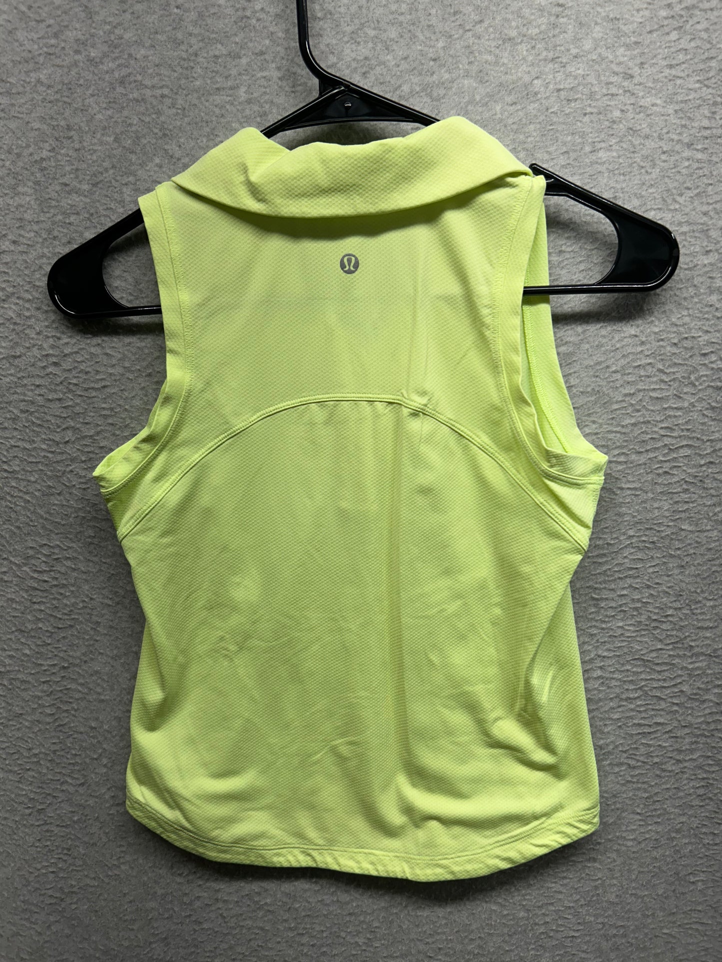 Lululemon Quick-Drying Sleeveless Polo Shirt Size 6 Faded Zap