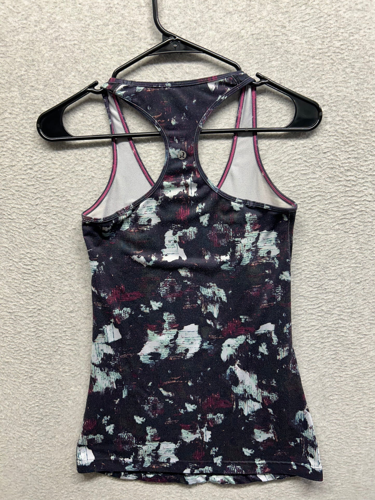 Lululemon Cool Racerback Size 4 Static Blossom Multi
