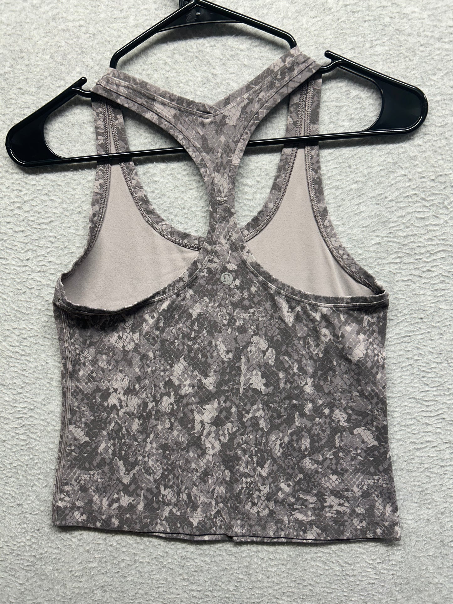 Lululemon Cool Racerback Tank Top Shorter Length Size 8 Hideaway Camo Starlight Multi