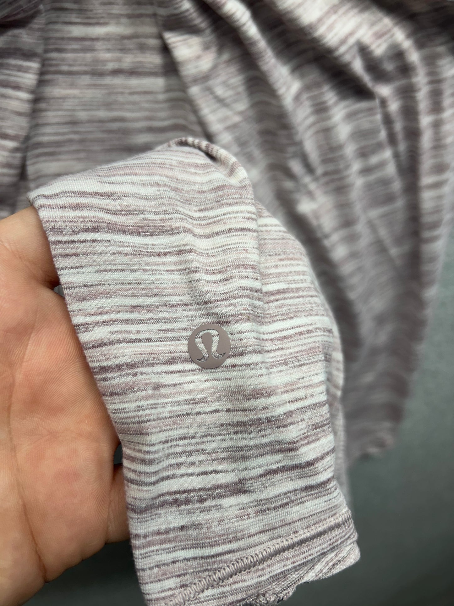 Lululemon Essential Tank Size 8 Heathered Dark Chrome