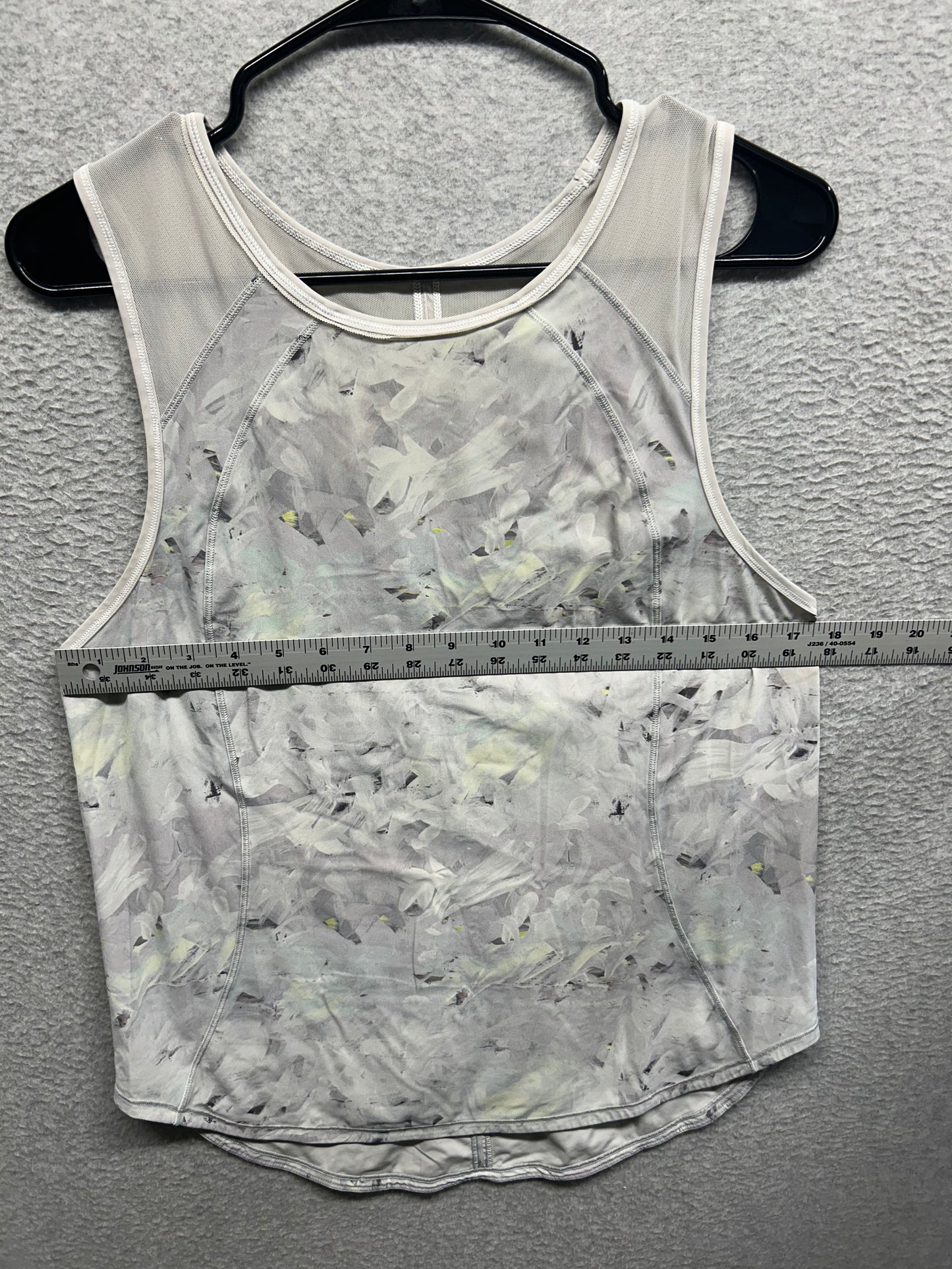 Lululemon Sculpt Tank Size 8 Mini Blushed Illusion White Multi