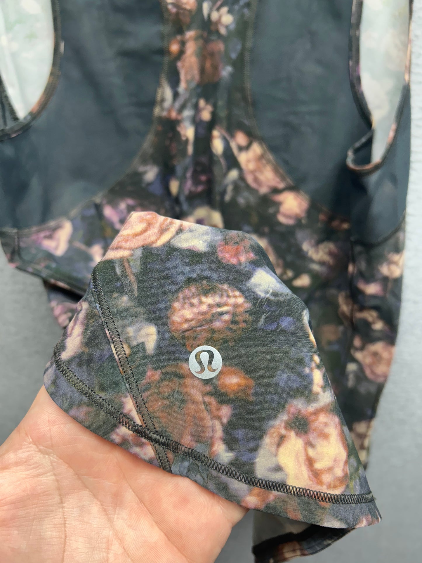 Lululemon Sculpt Tank II Size 8 Frosted Rose Multi | Melanite