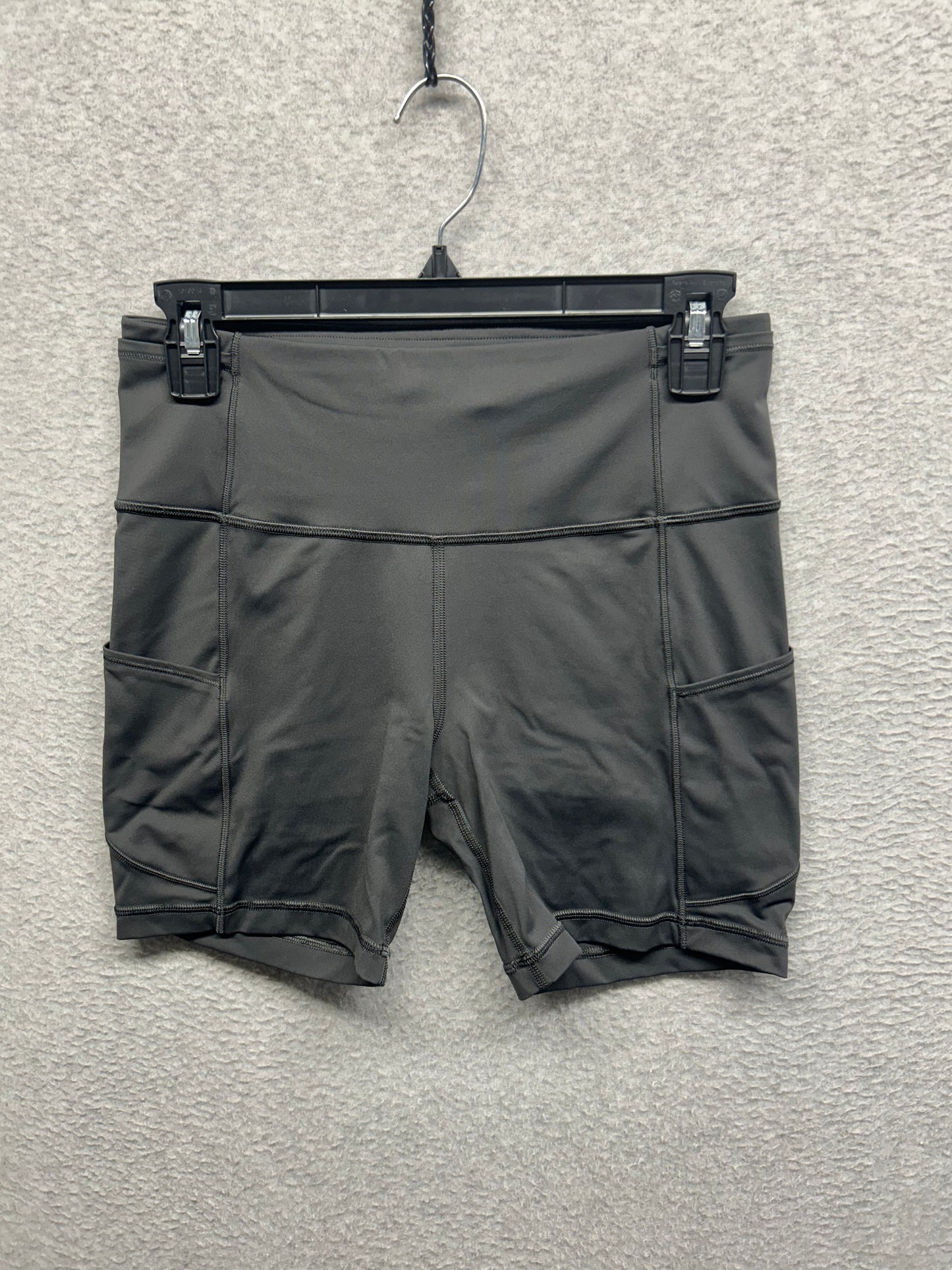 Lululemon Fast and Free Short 6" Size 8 Graphite Grey