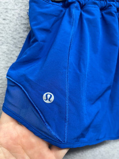 Lululemon Hotty Hot Low Rise Short 2.5" Size 8 Symphony Blue