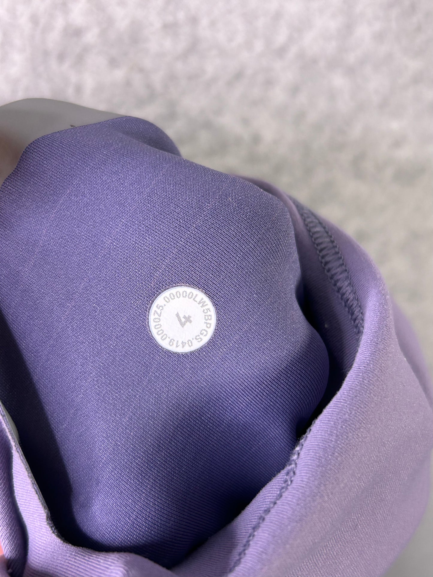 Lululemon In Movement Tight 25" Everlux Size 4 Purple Quartz