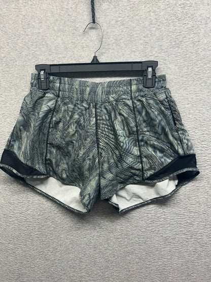 Lululemon Hotty Hot Low Rise Short 4" Size 8 Dimensional Icing Blue Multi