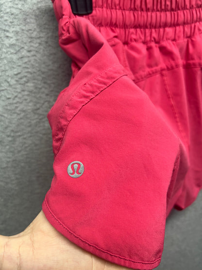 Lululemon Track That High-Rise Lined Short 3" Size 8 (Square) Lip Gloss