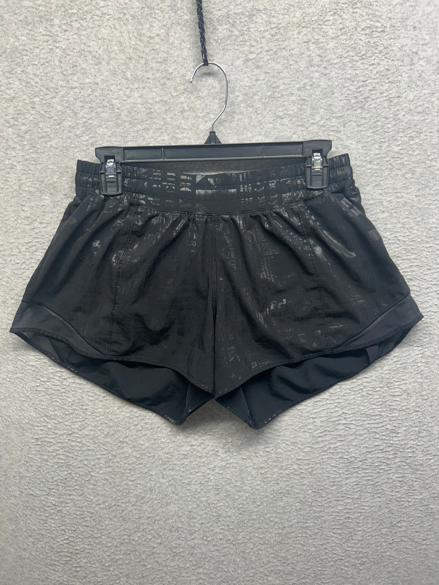Lululemon Hotty Hot Short II Long 4" Size 10 Manifesto 20YR Manifesto Foil Black Black