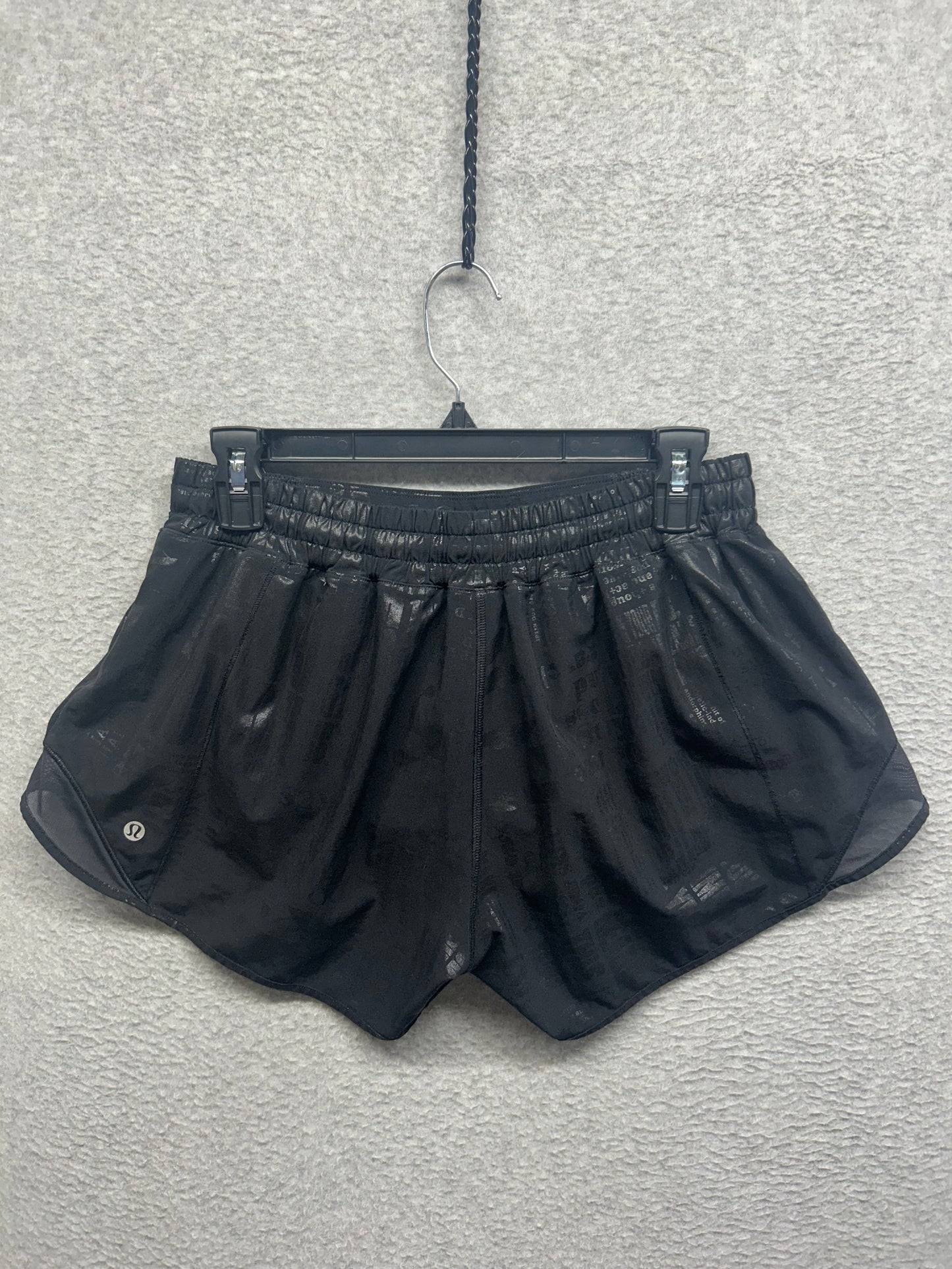 Lululemon Hotty Hot Short II Long 4" Size 10 Manifesto 20YR Manifesto Foil Black Black