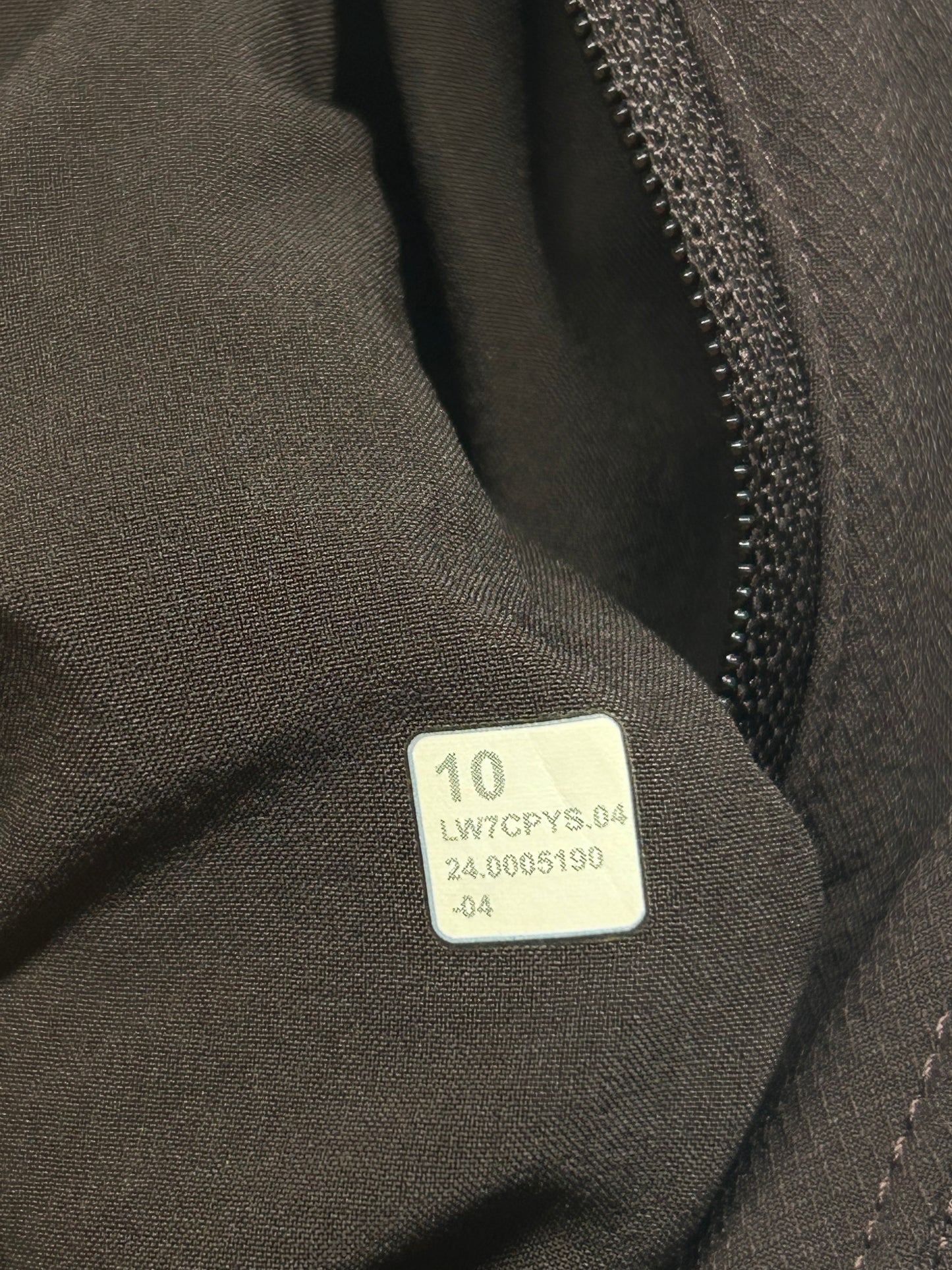 Lululemon License to Train High-Rise Short 4" Size 10 (Square) Espresso