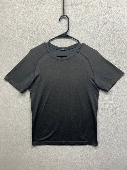 Lululemon Metal Vent Tech Short Sleeve Size Small Black