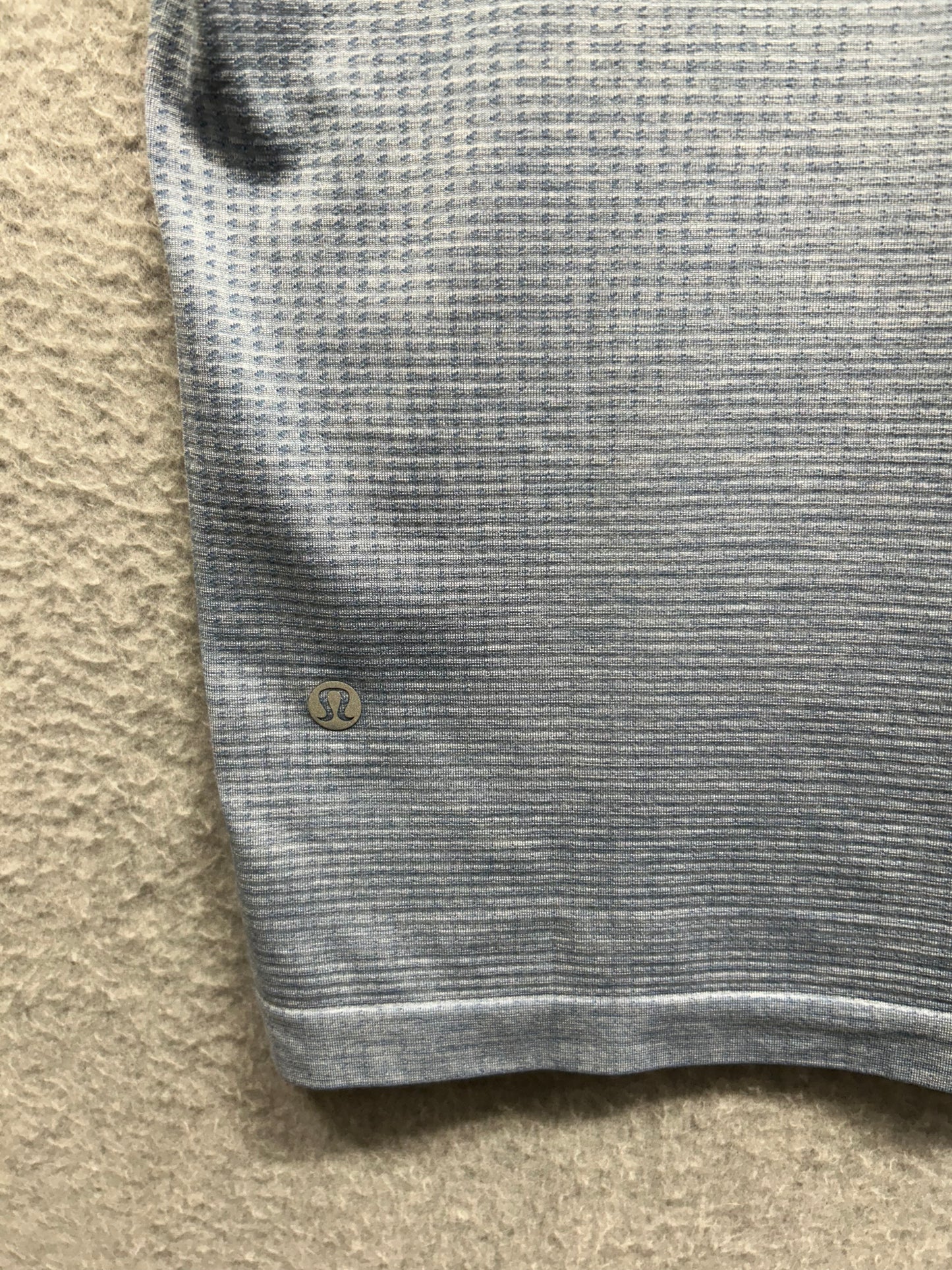 Lululemon Metal Vent Tech Short Sleeve Size Small Utility Blue
