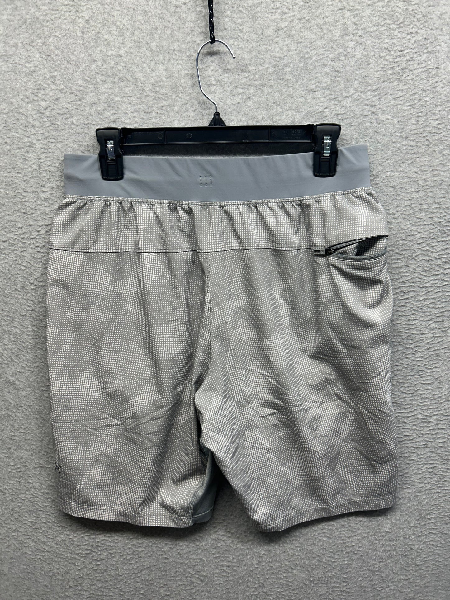 Lululemon T.H.E. Short 9" Linerless Size Medium Illusion White Light Cast