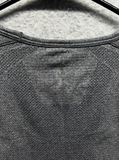 Lululemon Metal Vent Tech Tank Size Medium Raceway Grey