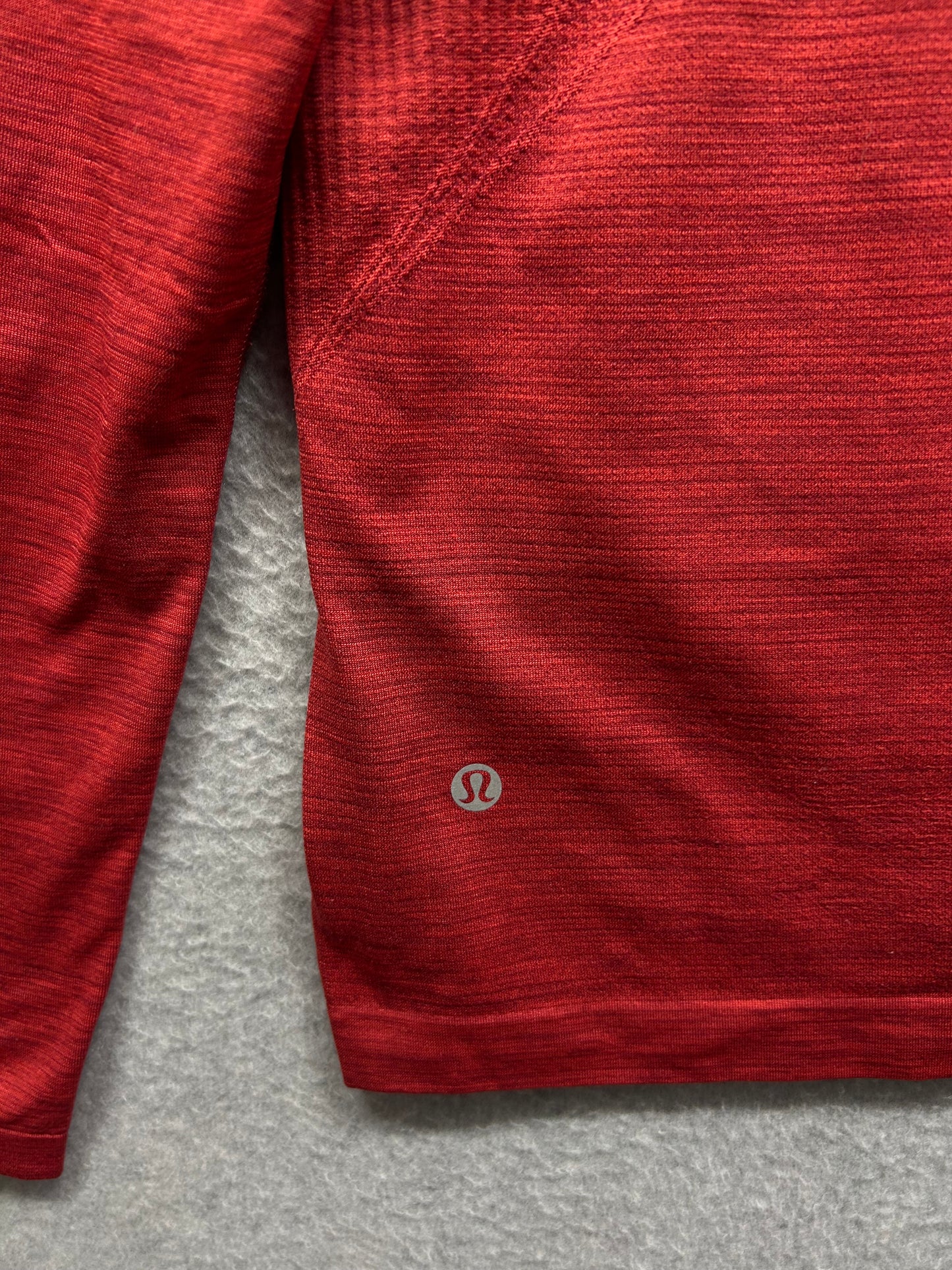 Lululemon Metal Vent Tech Hoodie Size Medium Prep Red
