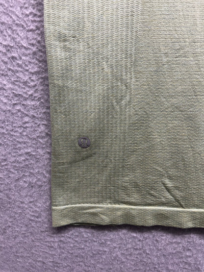 Lululemon Metal Vent Tech Short Sleeve Size Medium Lime Green