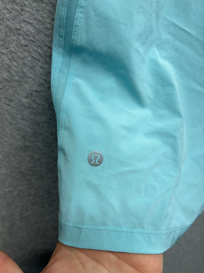 Lululemon Pace Breaker Linerless Short 7" Size Large (Square) Breeze Blue