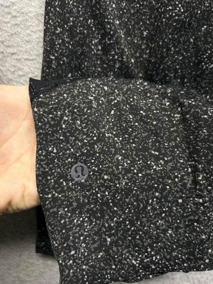 Lululemon Surge Tight Nulux 22" Size Large Polar Shift Black White Multi