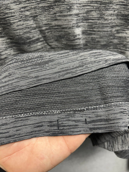 Lululemon Metal Vent Tech Long Sleeve Size Large Black / Anchor