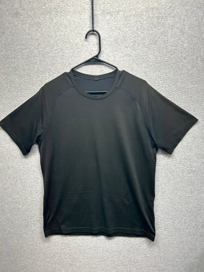 Lululemon Metal Vent Tech Short Sleeve Size Large Black