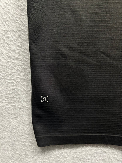 Lululemon Metal Vent Tech Short Sleeve Size Large Black
