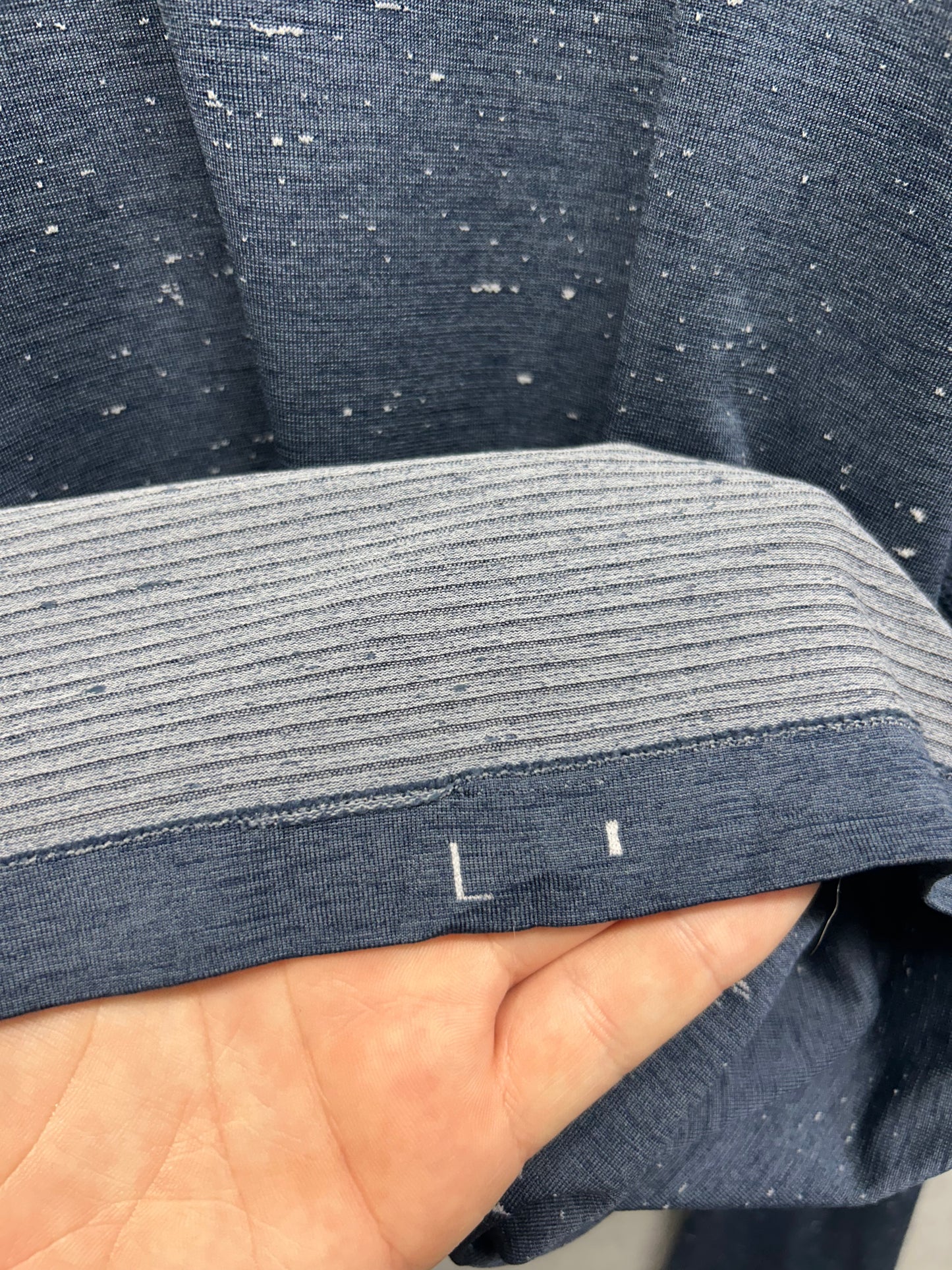 Lululemon Metal Vent Tech Long Sleeve Size Large Nautical Navy