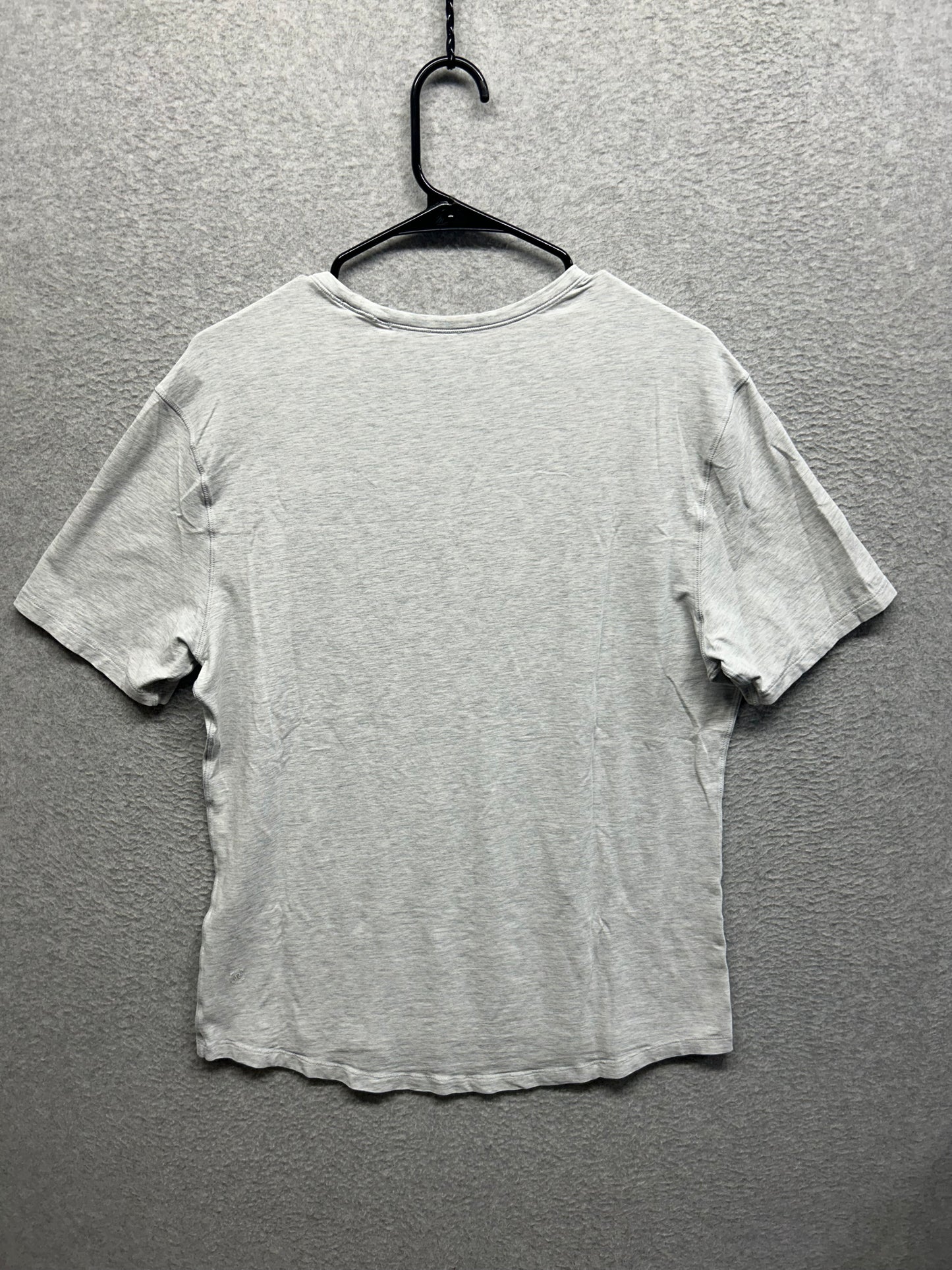 Lululemon 5 Year Basic Tee Size Large Heathered Core Ultra Light Grey